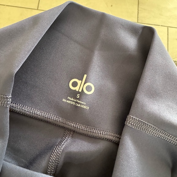 Alo yoga. Airlift Hr - Picture 11 of 16